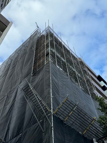 新宿区　足場施工