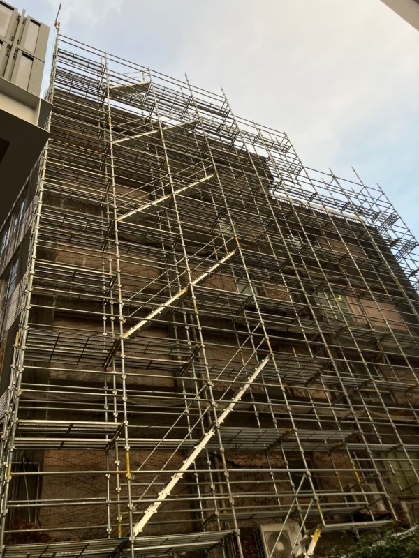 横浜市　足場施工
