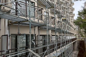 草津　足場施工③